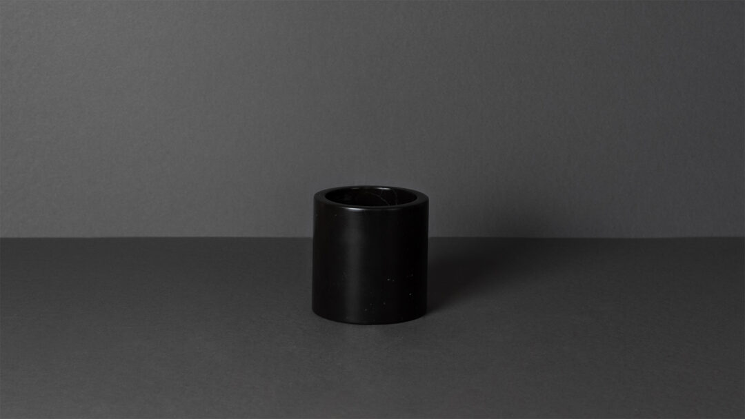 Toothbrushholder nerotaurus front x