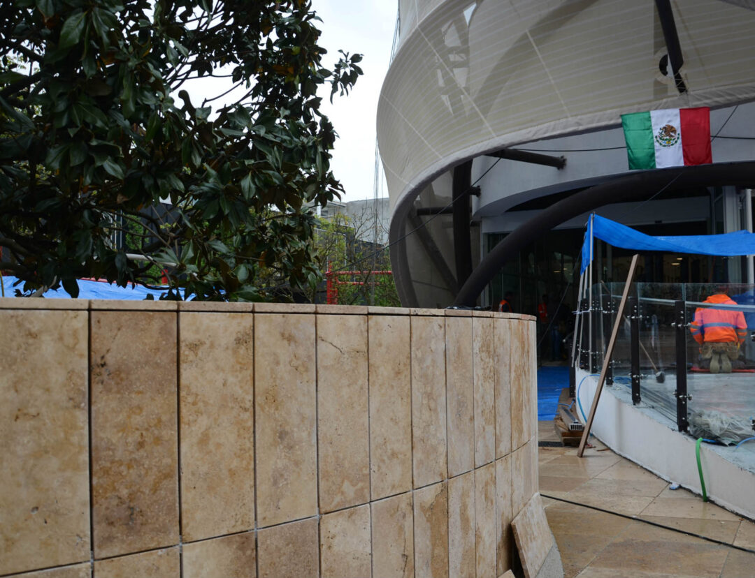 Padiglione Messico Expo 2015: rivestimento esterno in travertino Autunno (PDR029)