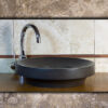 Lavabo con scarico nascosto nero in basalto, modello Ufo Black