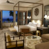 Pavimento in travertino Silver Grey in Hotel ai Caraibi