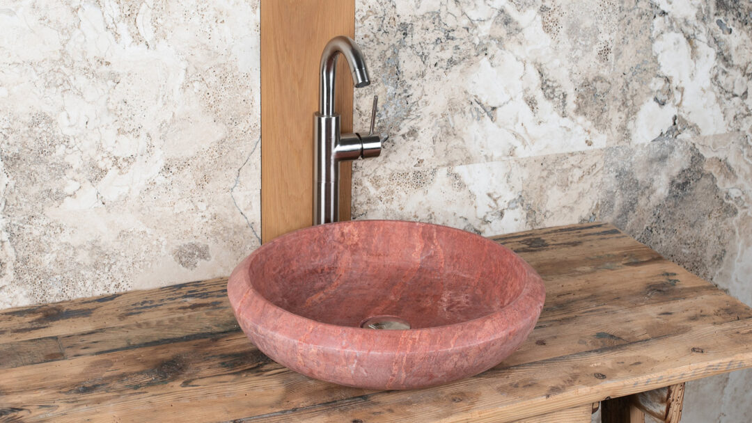 Essential v Badwaschbecken