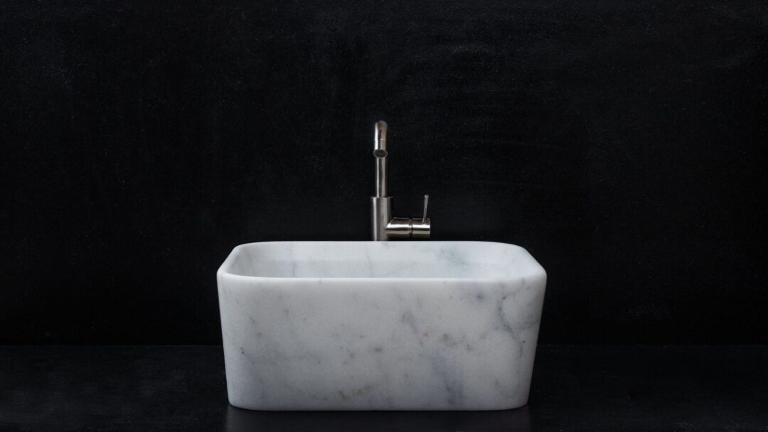 Lavabo quadrato in Marmo Bianco