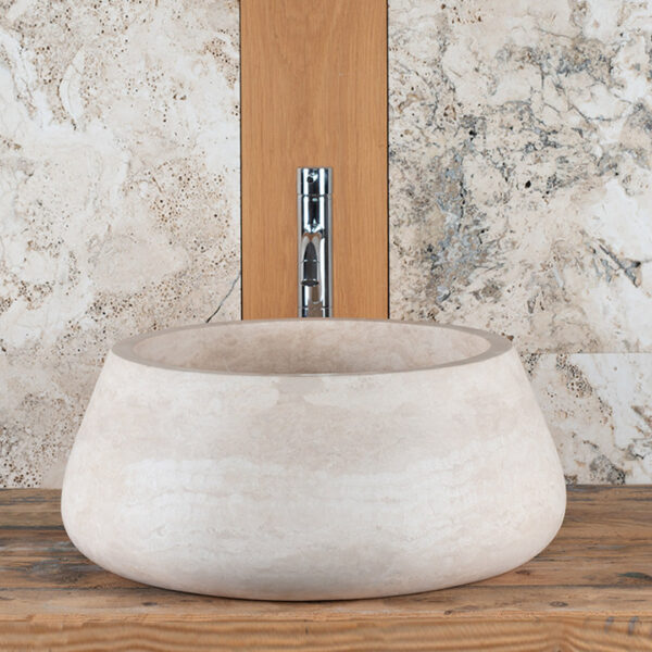 Lavabo da appoggio in travertino “Pozzo”