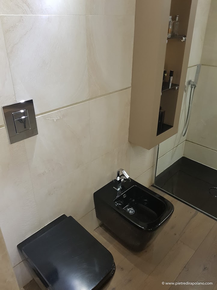 travertine bathroom