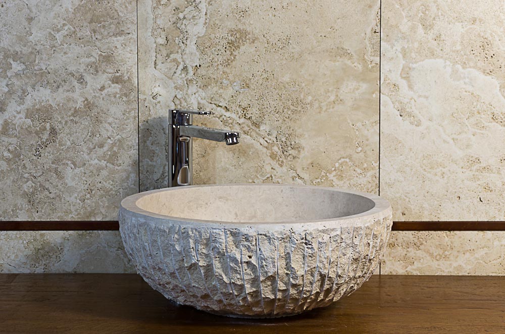 TONDOZZO pietre di rapolano lavabo in travertino superficie rustica