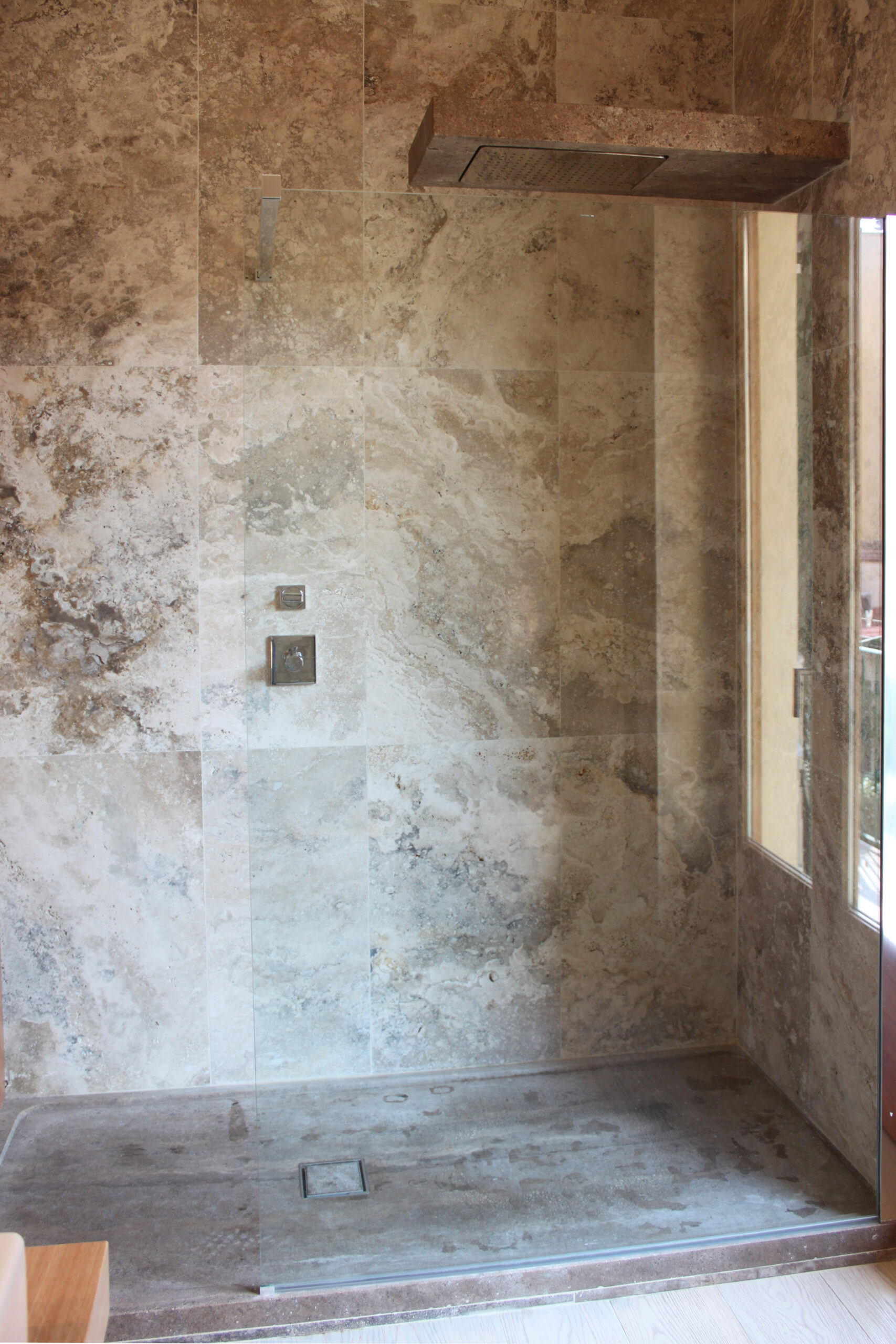 travertine bathroom