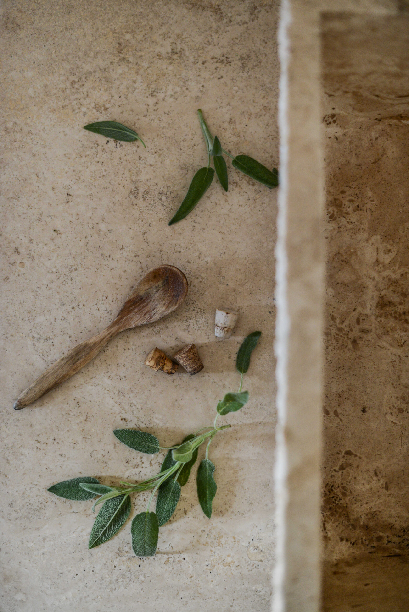 Dettaglio interni cucina pietra valdirose Dettaglio interni cucina pietra valdirose