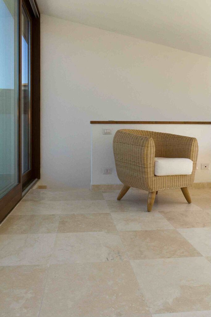 Uso della pietra nei progetti dell'architetto Leonardo Mannini Uso della pietra nei progetti dell'architetto Leonardo Mannini
