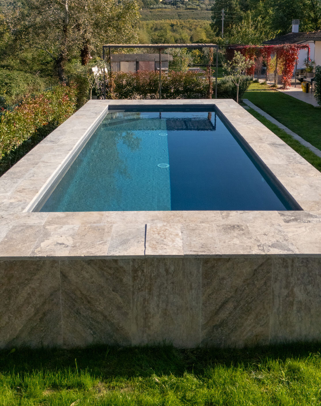 PDR-piscina-fuori-terra Piscine fuori terra rivestite in travertino